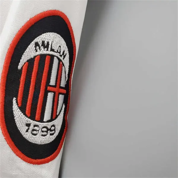 AC Milan BAGGIO #18 Retro Jersey Away 1996/97