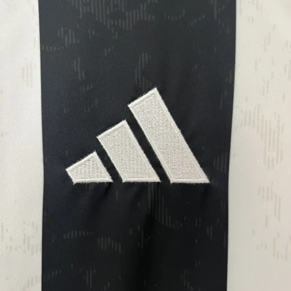 24-25 Juventus Home Replica Jersey
